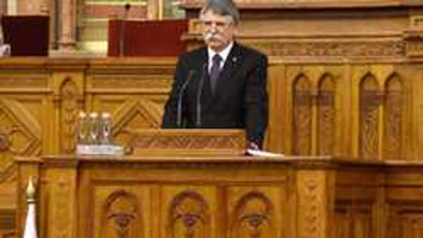 Indonéz katasztrófa: Kövér László üzent a gyászolóknak