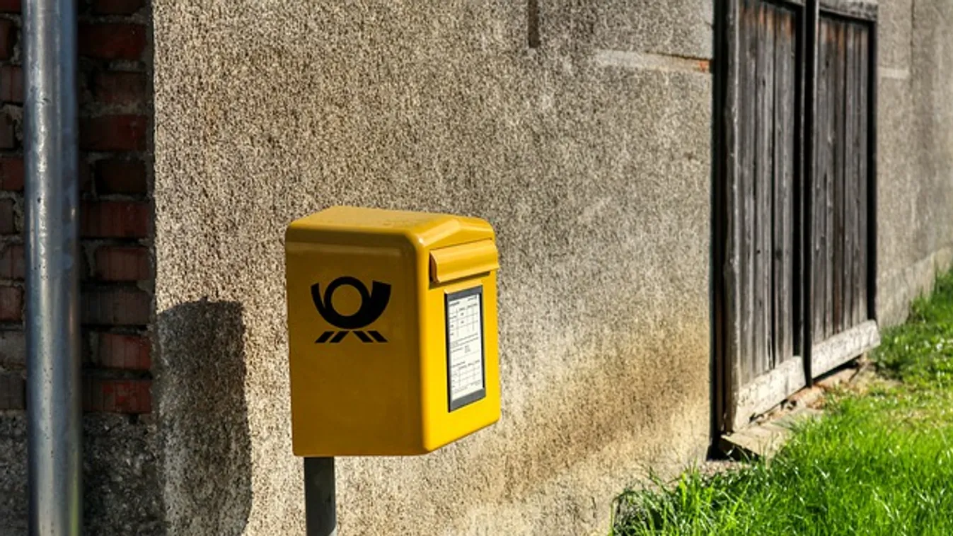 A postás ellopta a kézbesítendő pénzeket