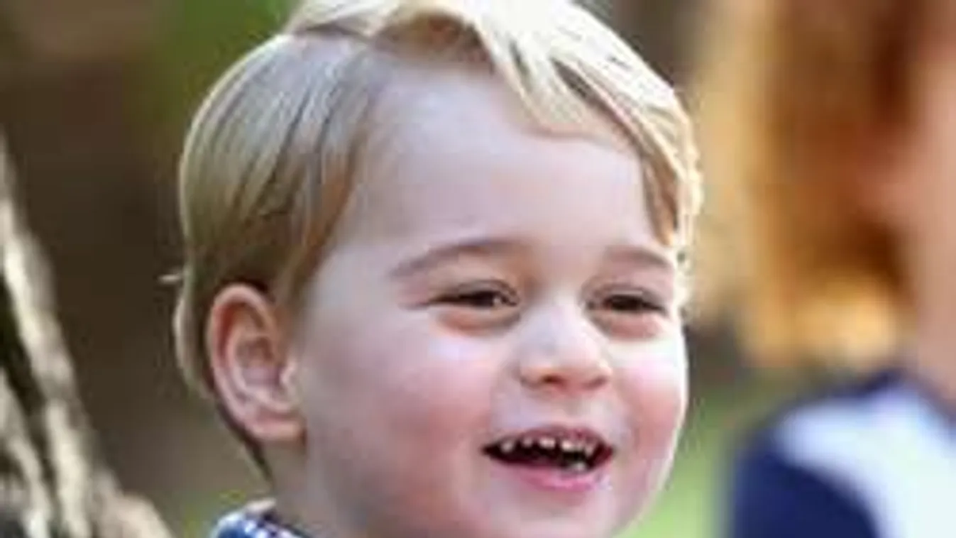 Mit keres György herceg feje a világsztár szoknyája alatt?