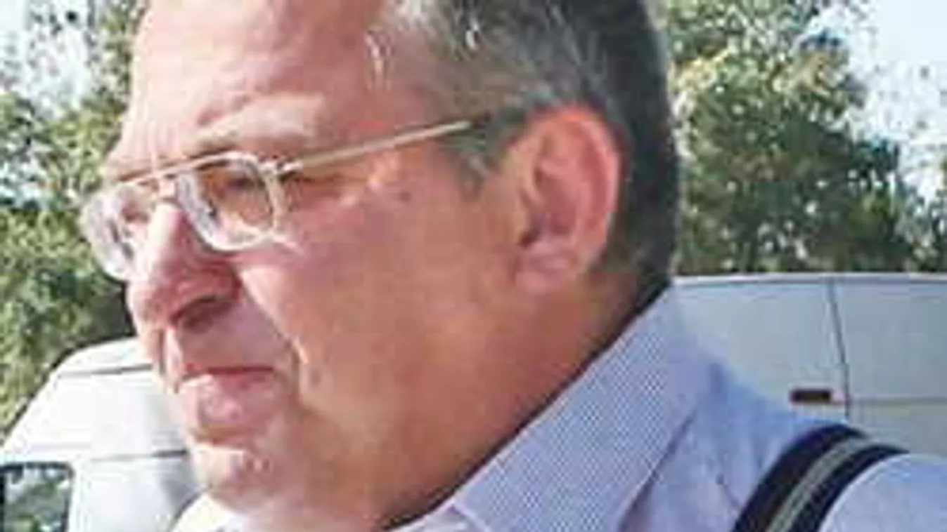 Kik lehetnek titokban Simicska emberei?