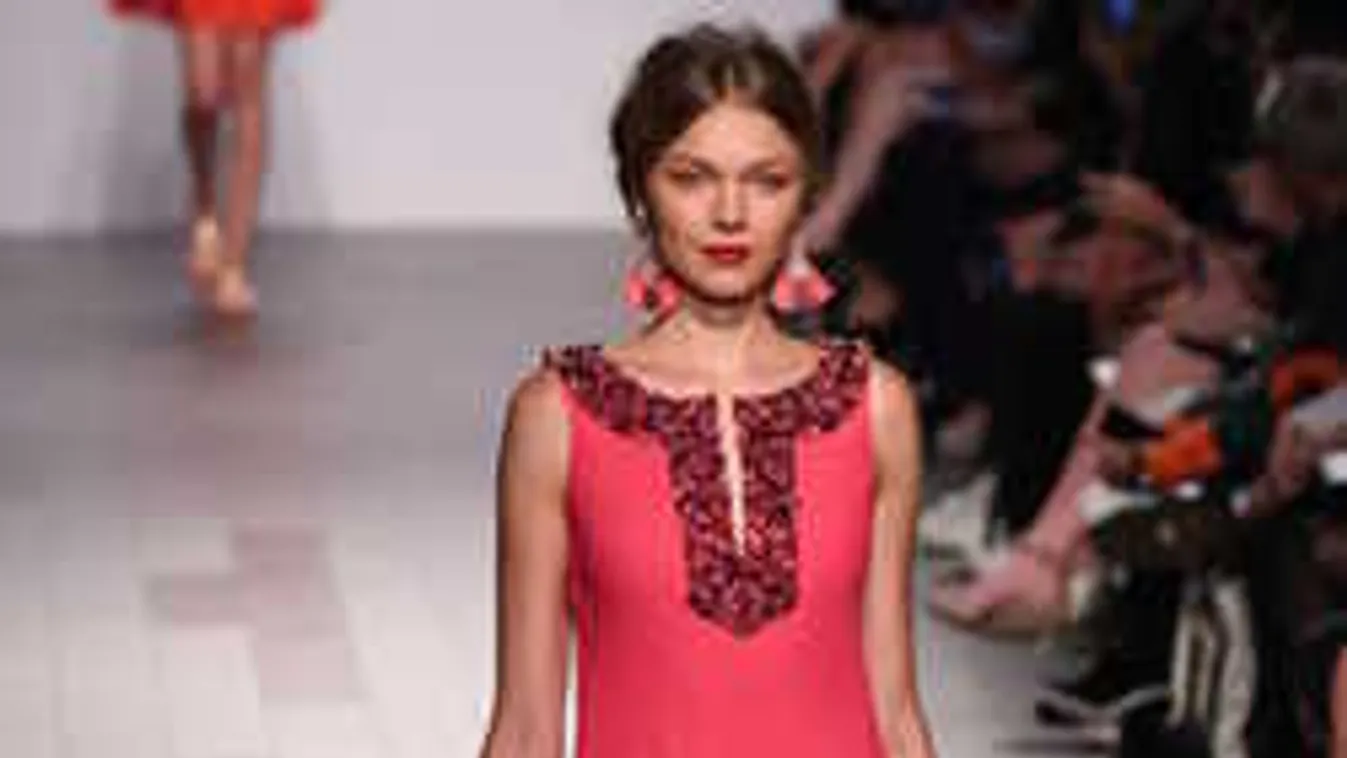 Íme a ruhák, amikben minden nő karcsúbban mutat