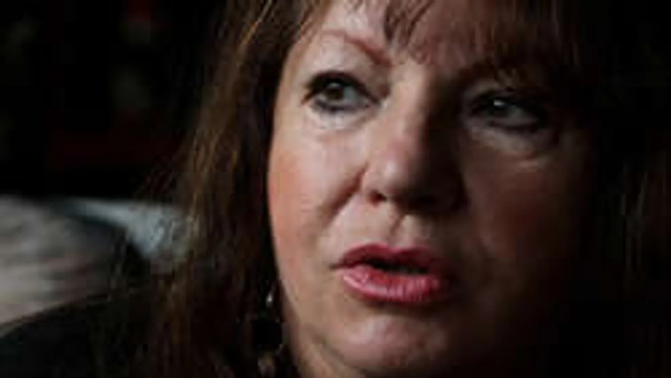 Anyagilag padlóra küldi betegsége Zalatnayt