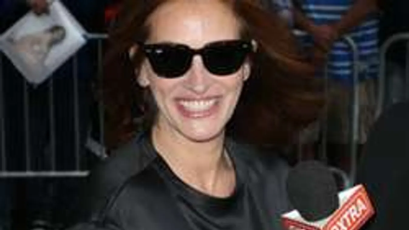 Ledobta a textilt a 47 éves Julia Roberts