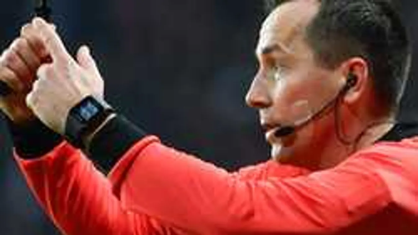 Király Gábor kiállítása miatt bűnhődhet a magyar játékvezető