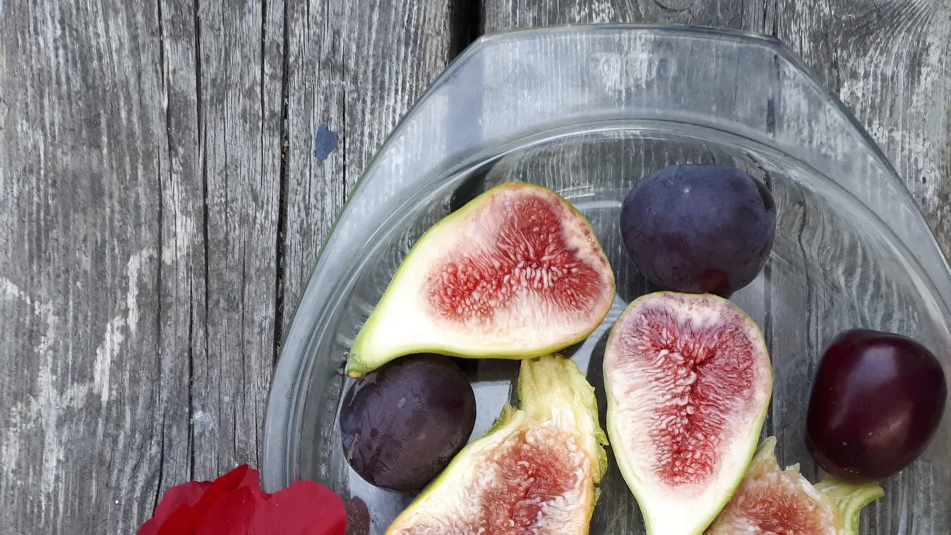 Figs,And,Plums,On,A,Glass,Plate.,Nearby,Is,A