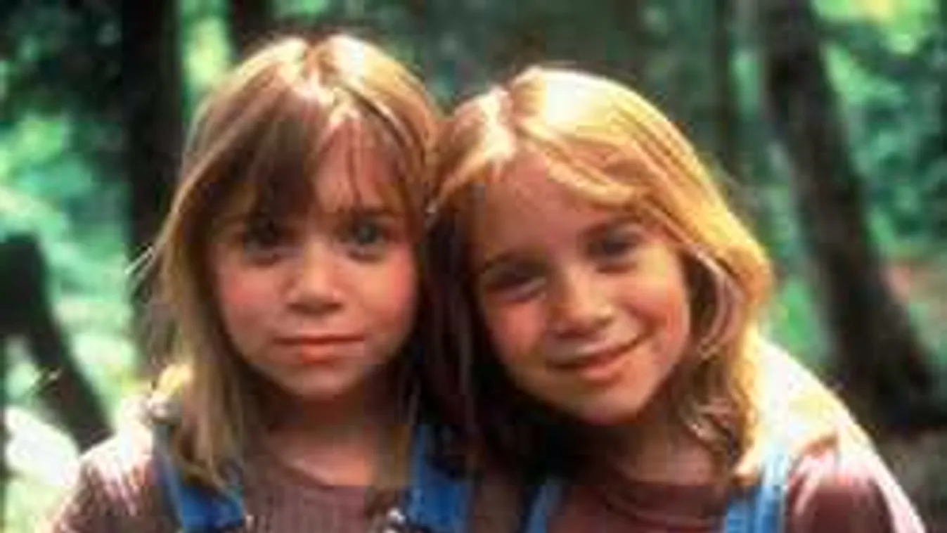 Hihetetlen! Felismerhetetlenre plasztikáztatta magát az egyik Olsen-lány!