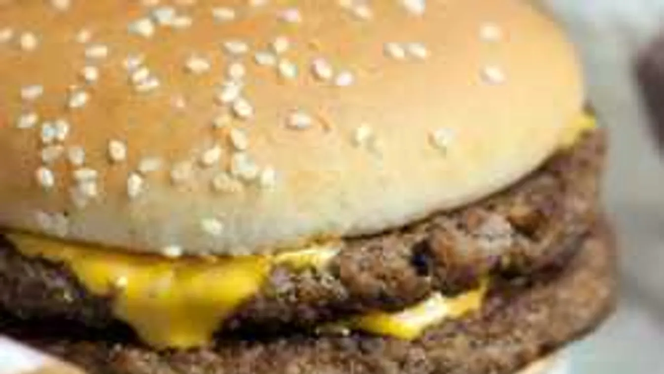 Kitálalt a McDonald&#39;s dolgozója, gusztustalan dolgokról mutatott fotót