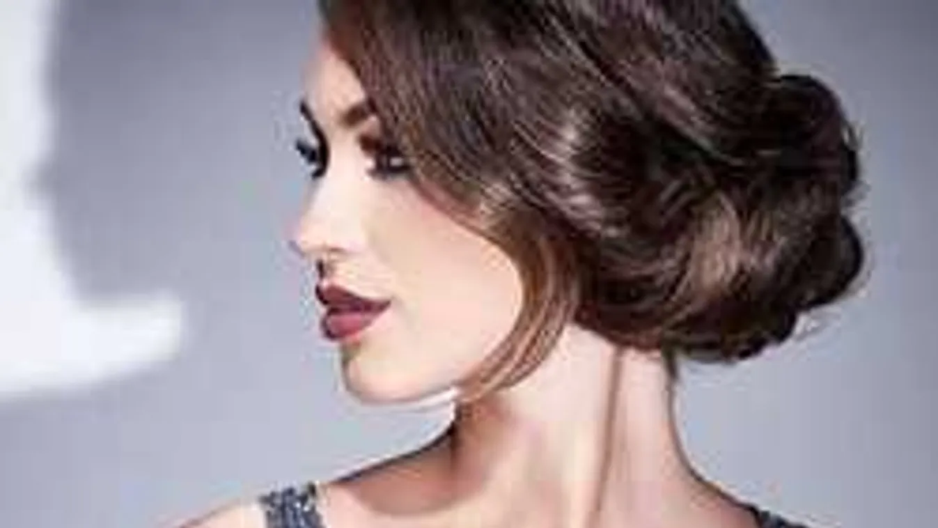 Mindenkit meghódítasz ezzel a szuperdögös, szilveszteri frizurával