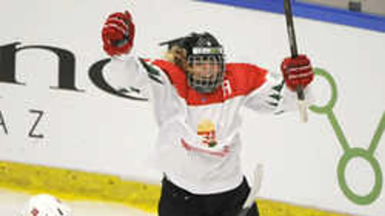 Üzentek a lányok: hokis fiúk, tegyetek csodát!