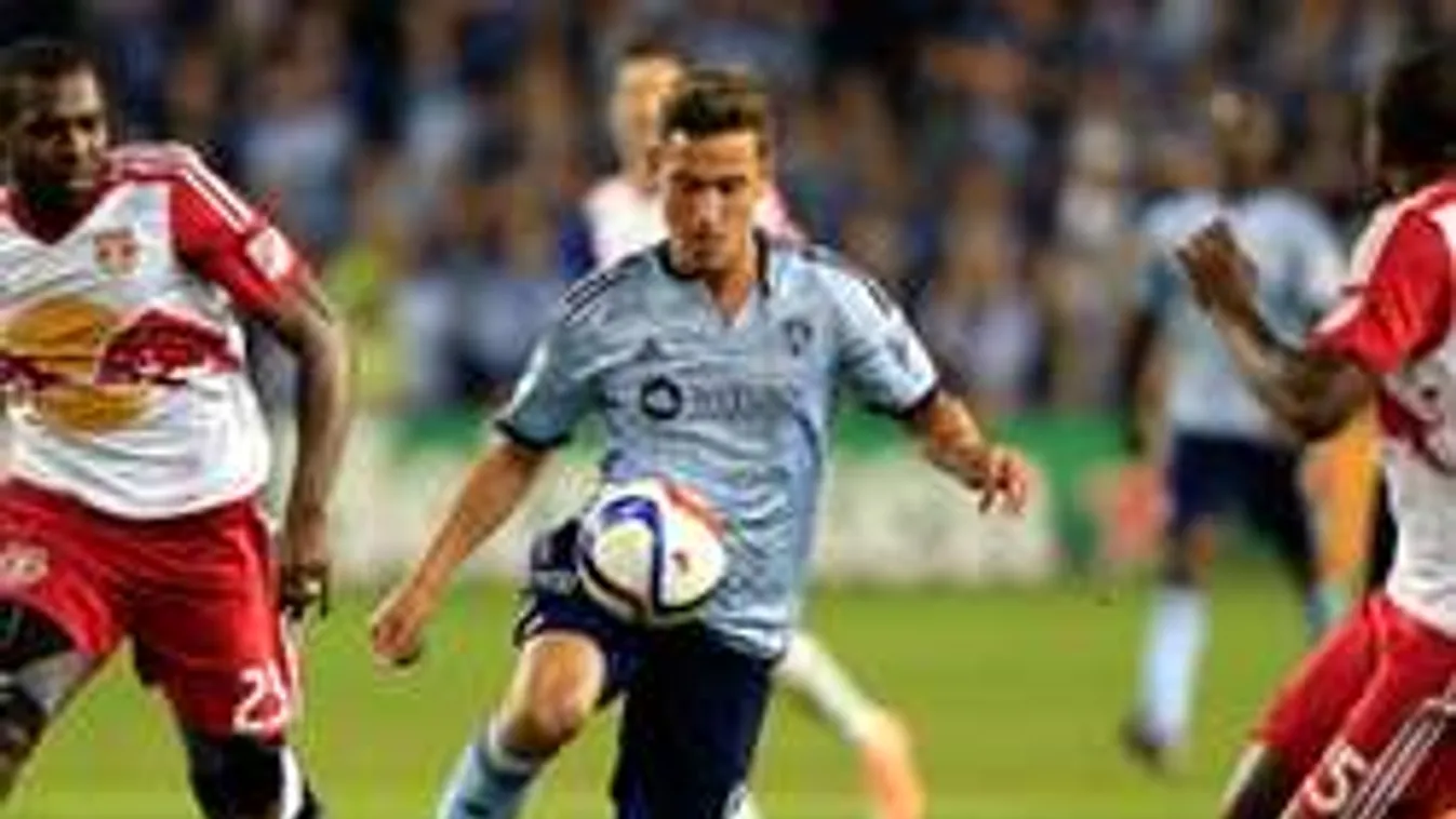 Első a pénz, focistáink az Isten háta mögött