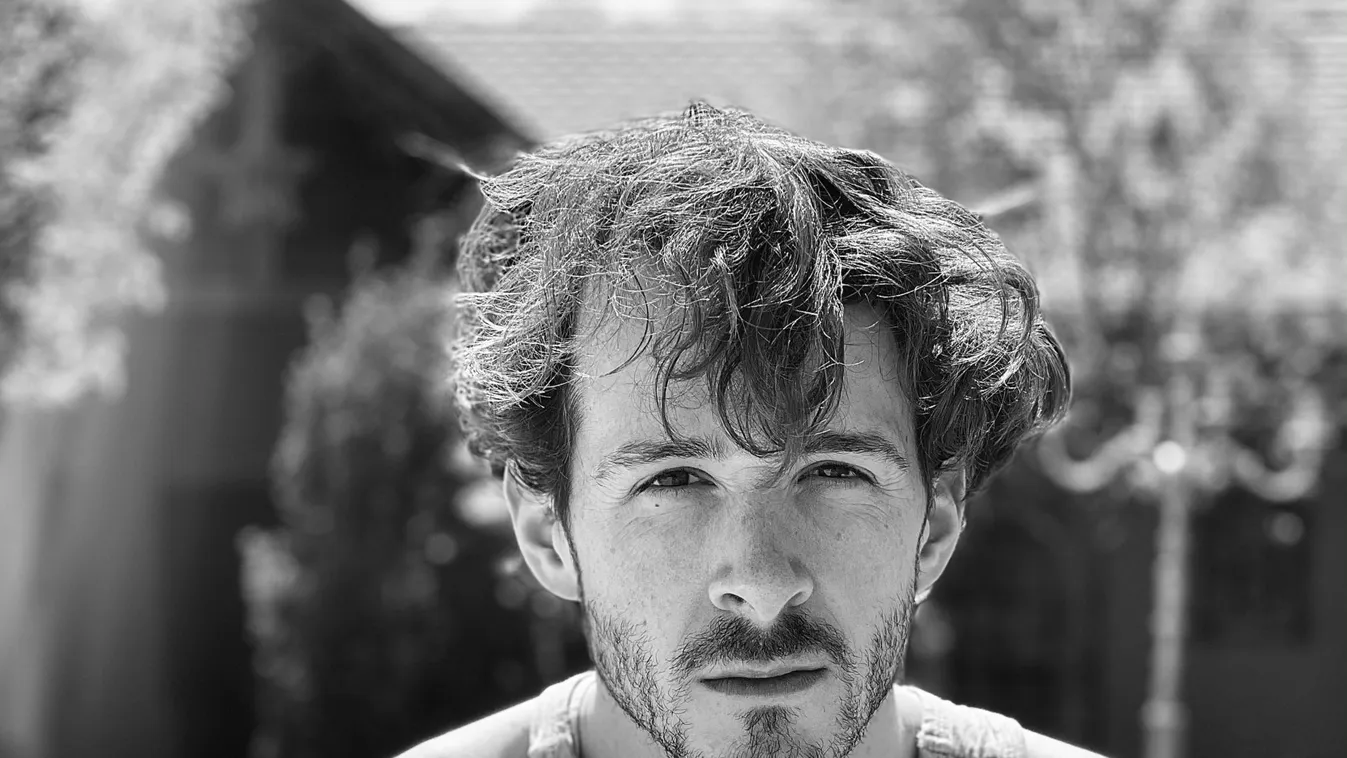 Ezt hallgassátok meg: Így szól egy magyar dal egy ír dalszerzőtől