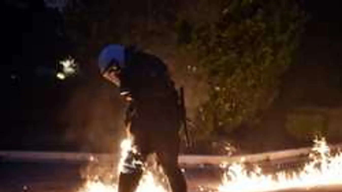 Elszabadult a pokol: Görögország lángokban áll