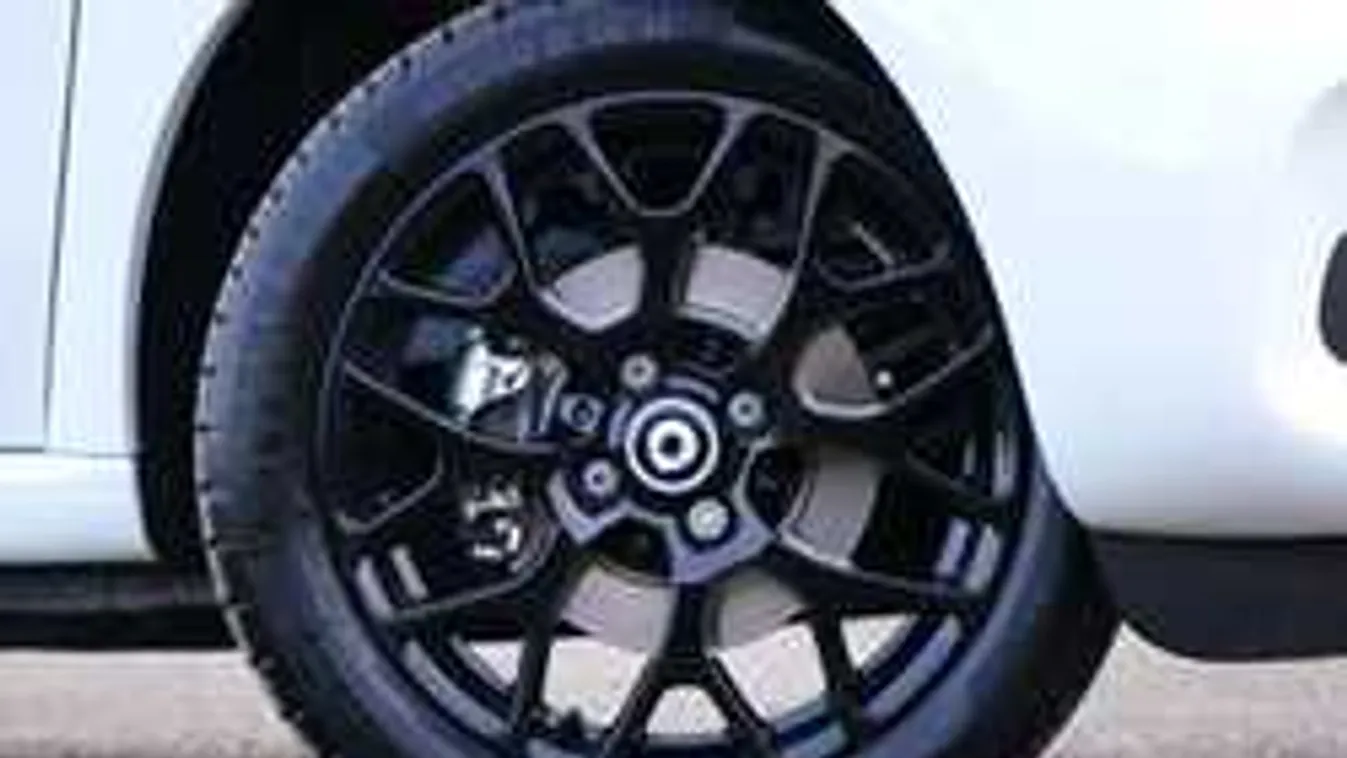 A rendőrök fetrengtek a röhögéstől, megszólalt az autóval szexelő Gergő