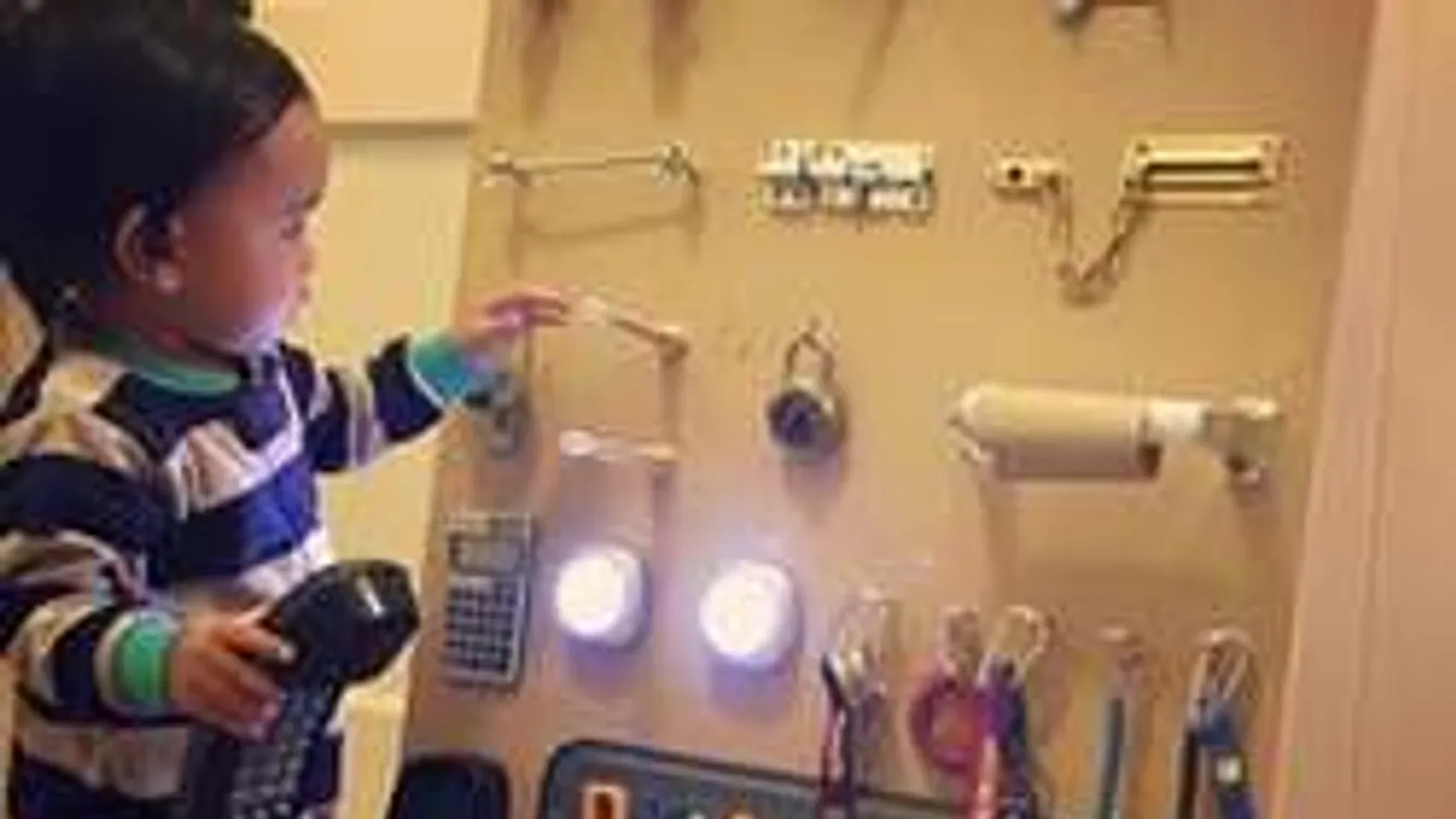 Briliáns ötletek, hogy órákra leköss egy totyogó gyereket