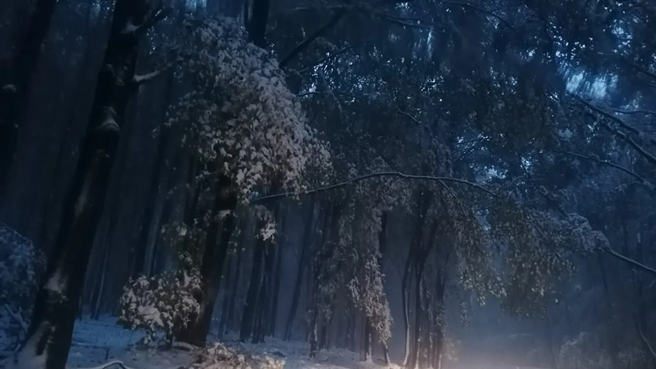 Fehérbe borult a Kékestető: már többcentis hó fedi – videó