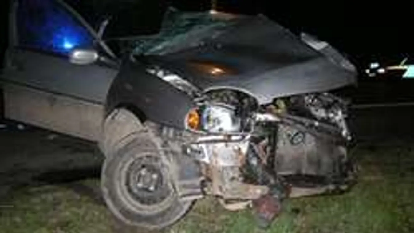 Tragédia a 85-ös főúton: Durva fotók a halálos balesetről