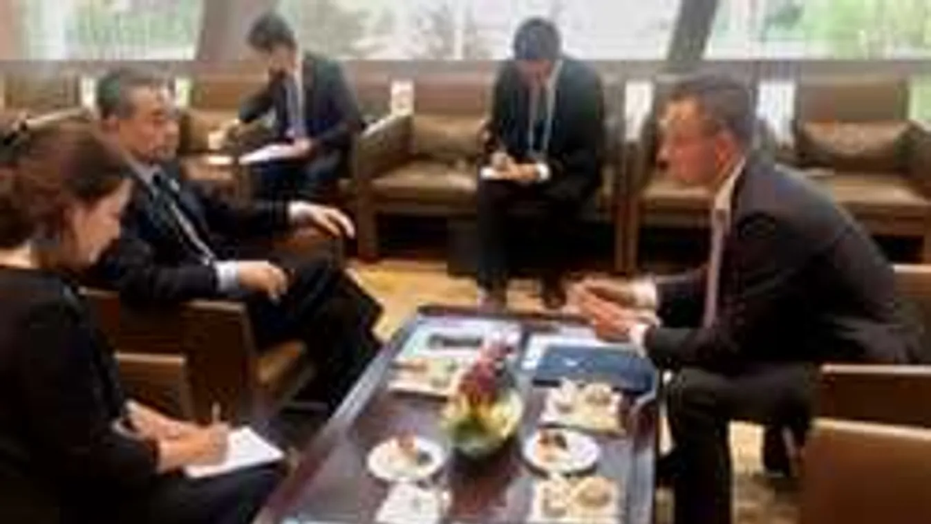 Nagy siker a pekingi fórum