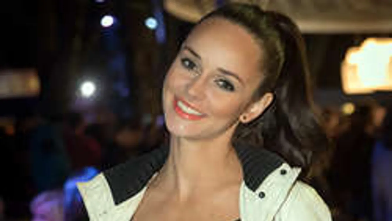 Bréking: megszületett a népszerű magyar sztár kisfia!