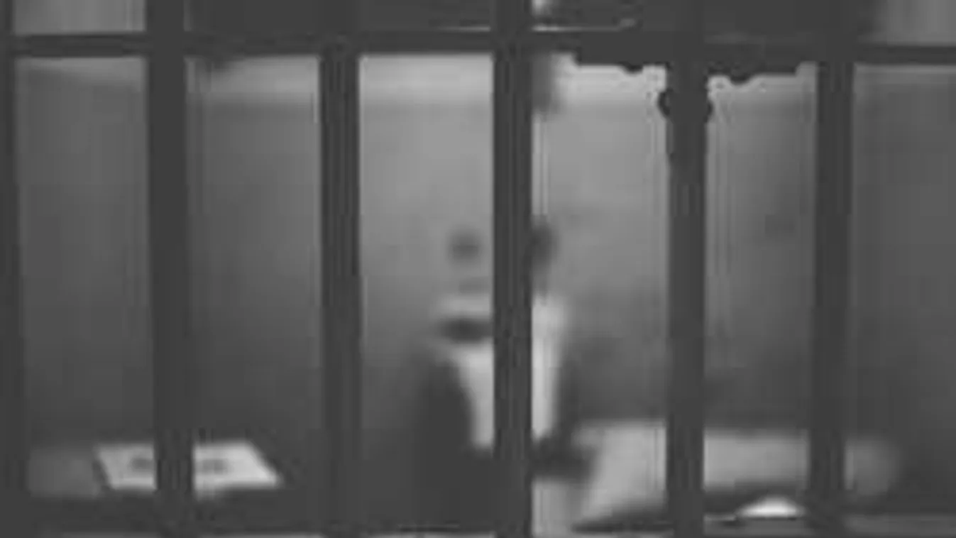 Siketnéma migráns erőszakolt kislányokat