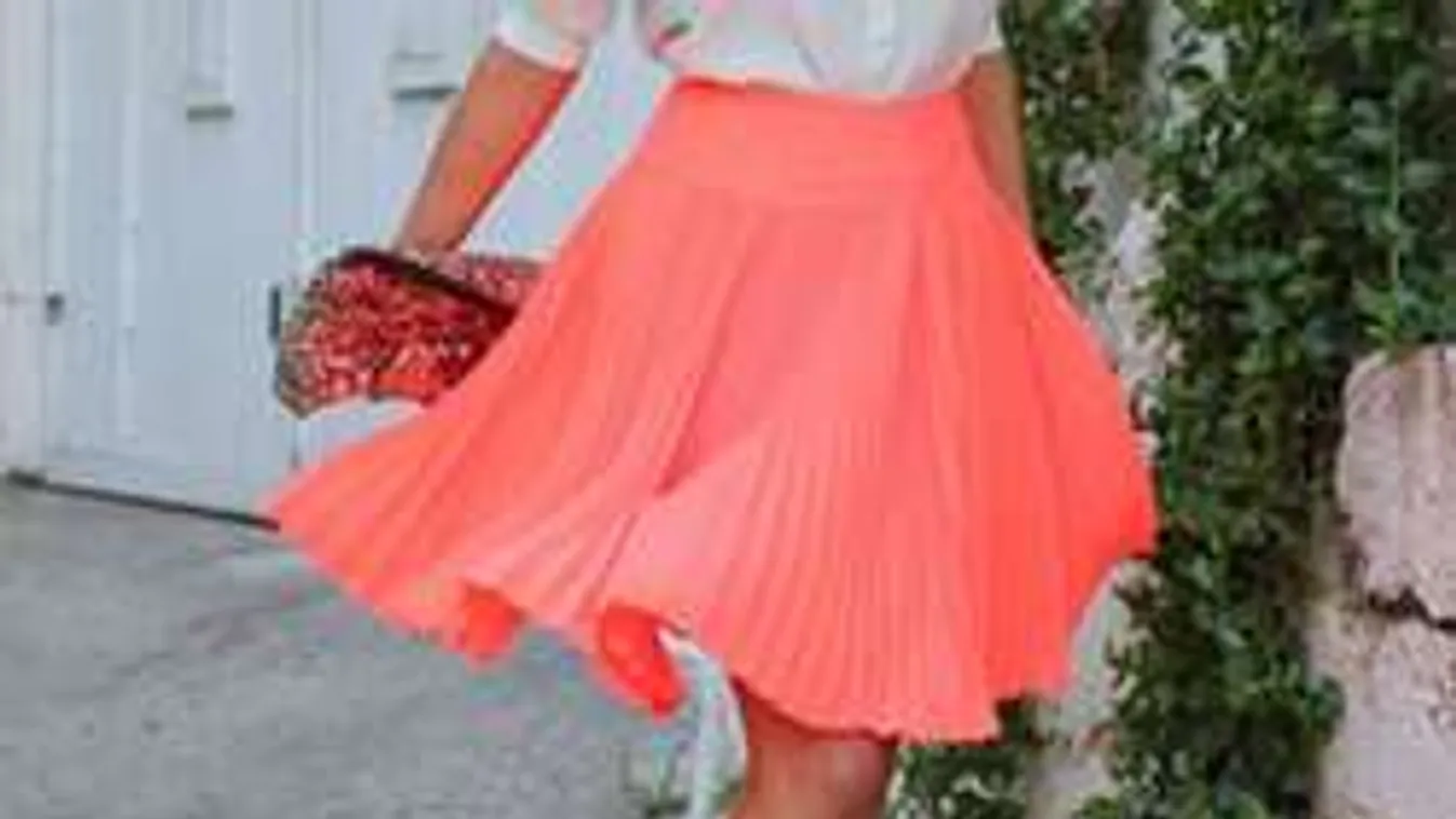 Változik a szoknya hossza! 2016-ban ezzel a fazonnal hódíthatsz