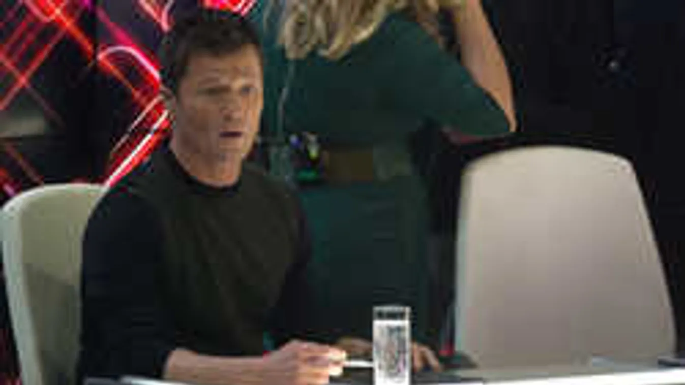 Nőnek öltözött Stohl András és Nagy Ervin!