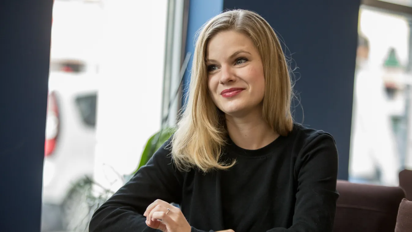 Szexi szerelésben mutatta meg tökéletes alakját a TV2 sztárja