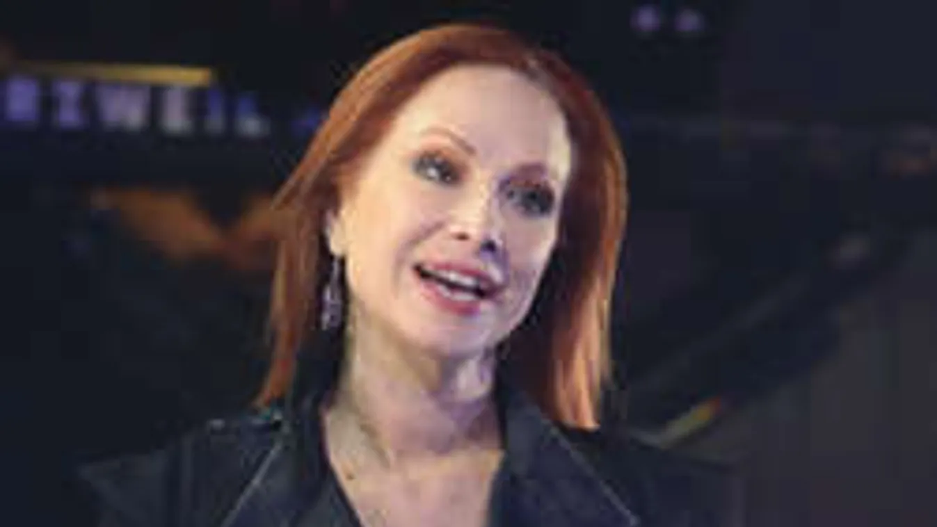 Itt bulizott Détár Enikő szerelme nélkül!