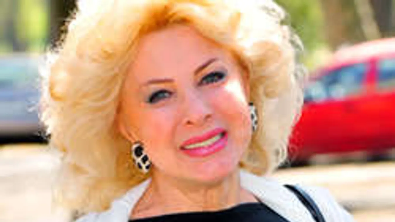 30 milliárdért akarta megvenni egy japán szamuráj Medveczky Ilonát!