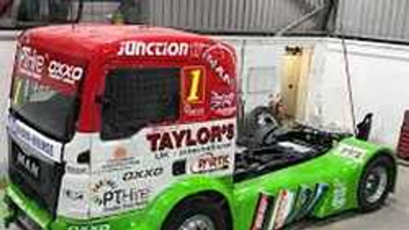 Angliában lett bajnok a magyar csapat