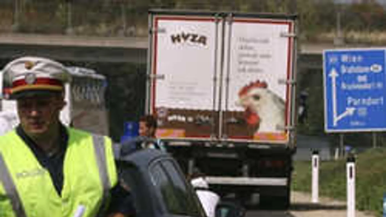 Sikítottak, az életükért ordítottak: rettenetes részletek a halálkamionról