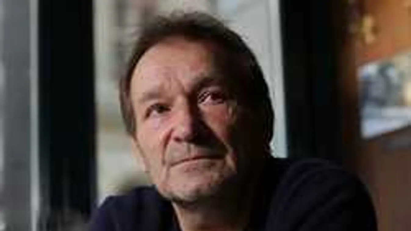 Feladta a harcot a Kossuth-díjas legenda? Elmarad a bemutató...