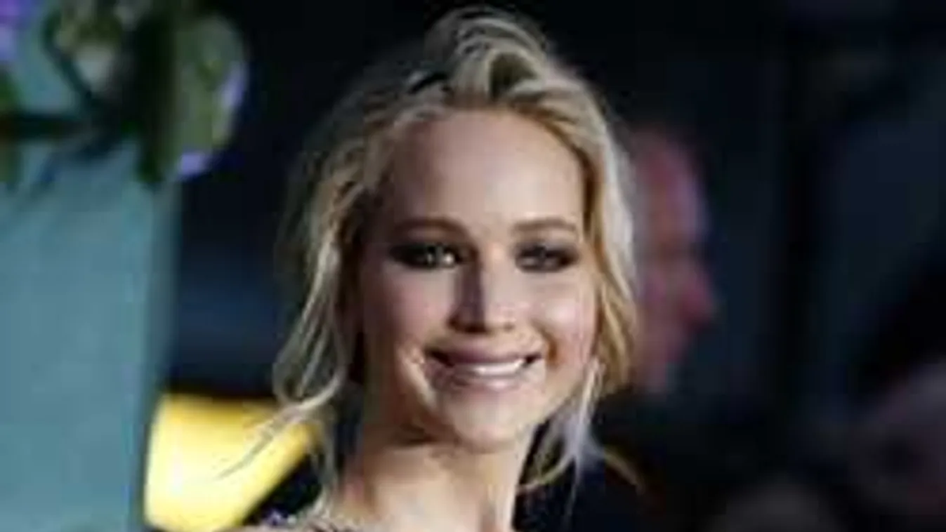 Meztelenre vetkőzött a budapesti forgatáson a hollywoodi szupersztár