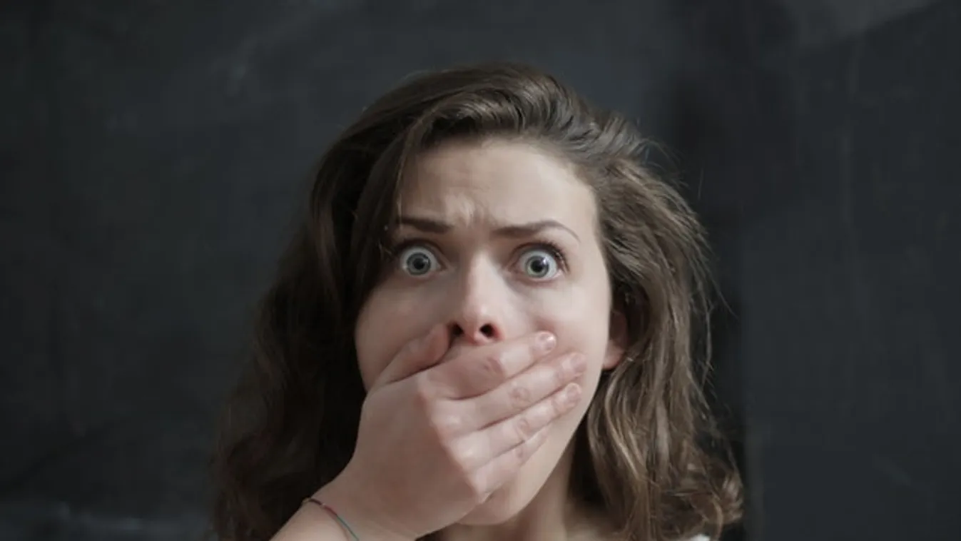 Veszélyes kihívás terjed a neten, őrület, hogy már megint mit művelnek a tinik