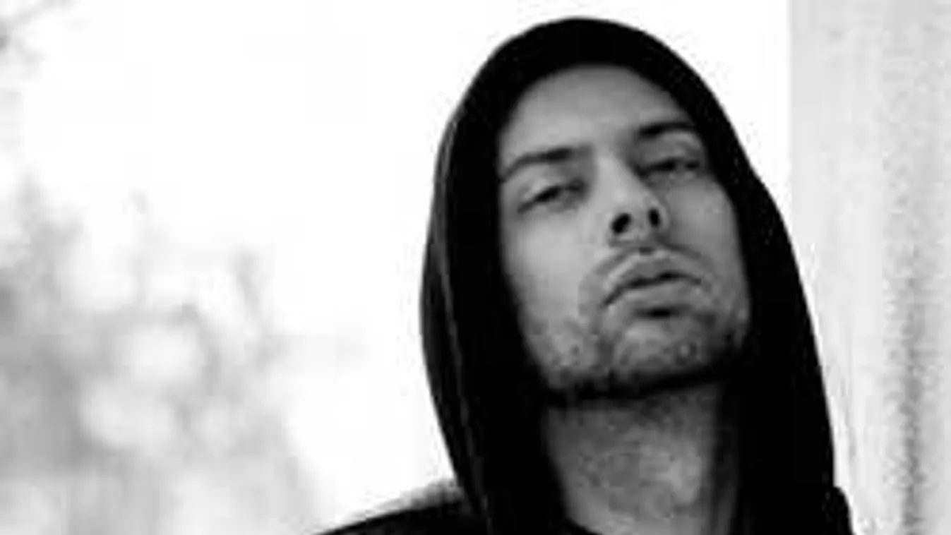 Súlyos döntést hozott a magyar énekes, minden megváltozik