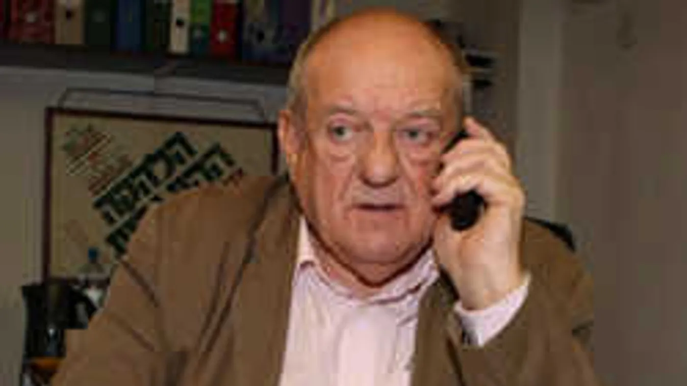 Elszólta magát a munkás: Nem hiszed el, mi nyílik a Klapka-üzletház helyén