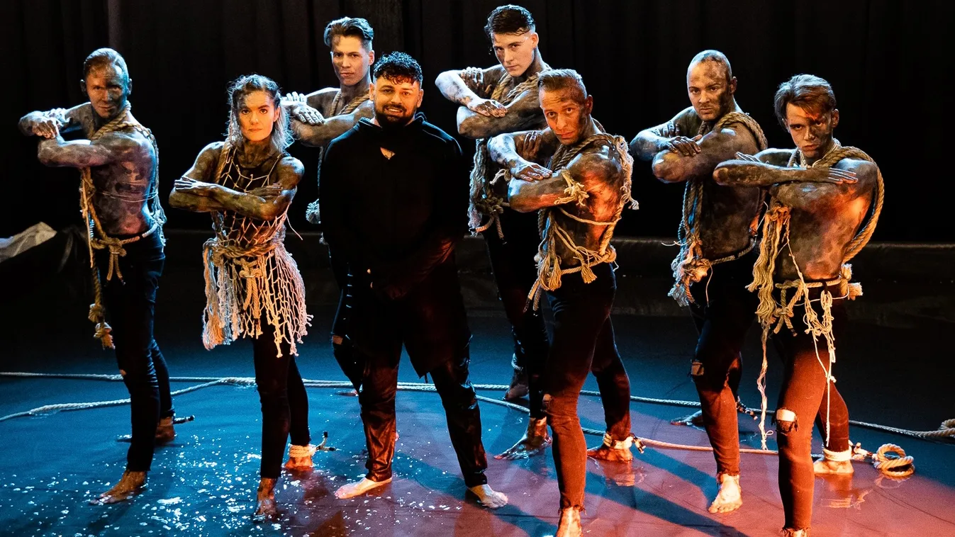 Egy medencében készült Pápai Joci és az Urban Verbunk új klipje