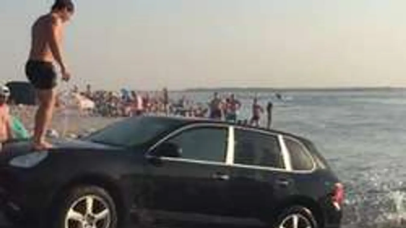 Ettől lehidalsz: Vízi csúszda orosz módra!