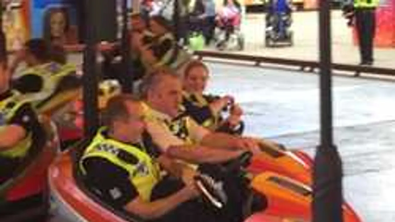 Játszadozó rendőrök miatt robbant ki a botrány