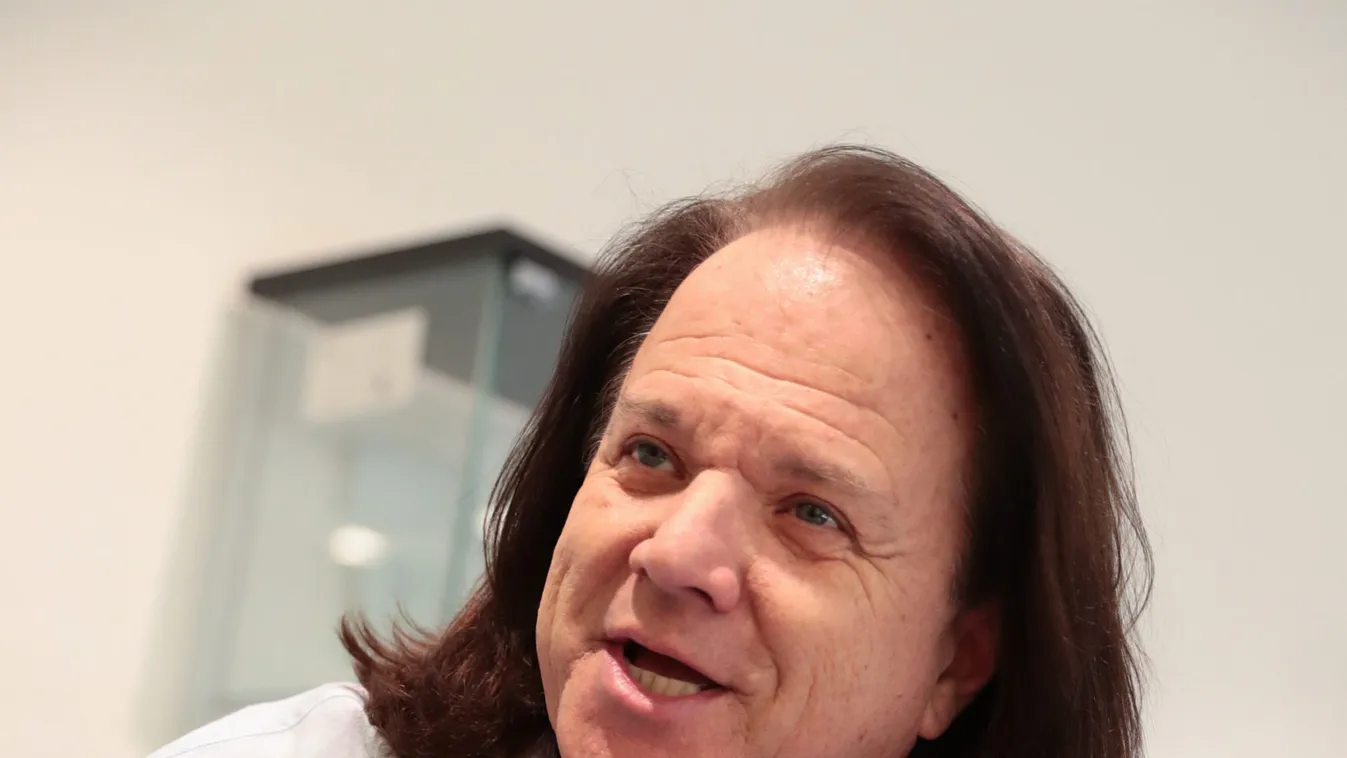 Végre jó hír érkezett: Hazaengedték a kórházból az EDDA billentyűsét