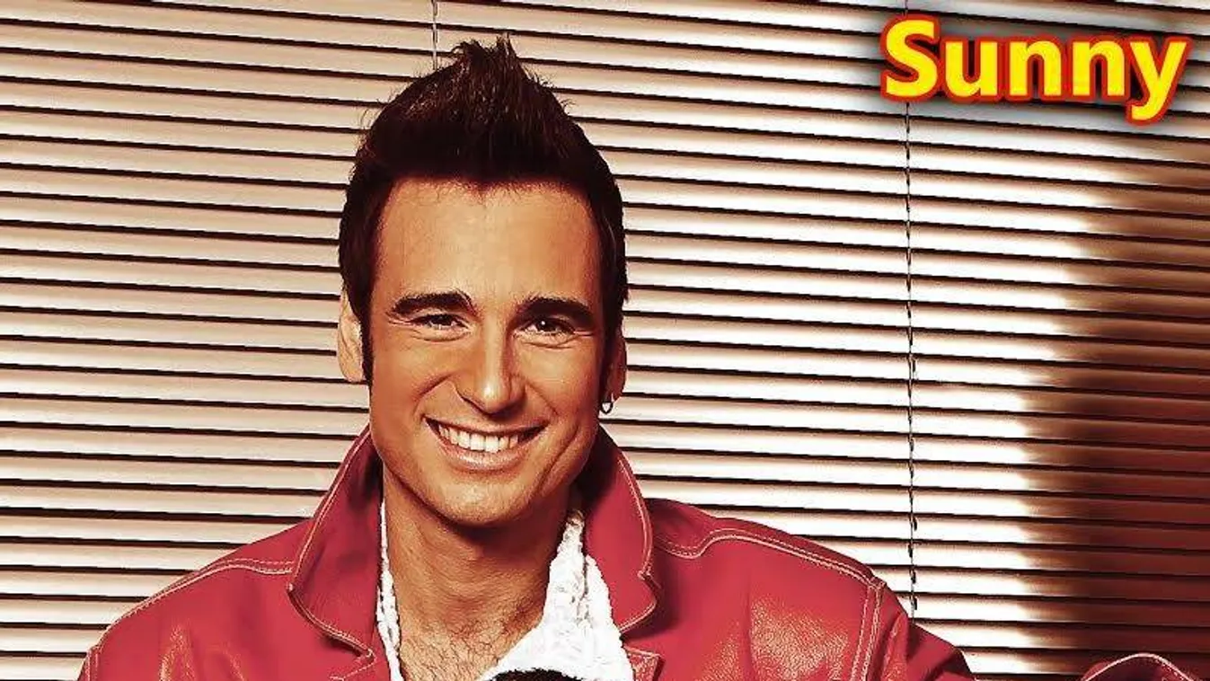 Porig égett éjjel a magyar zenész háza, menekült a hatalmas lángok közül  - Fotó