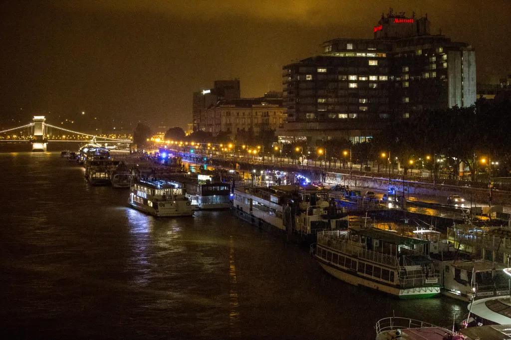 Május 29-én este azonnal elkezdték keresni az áldozatokat