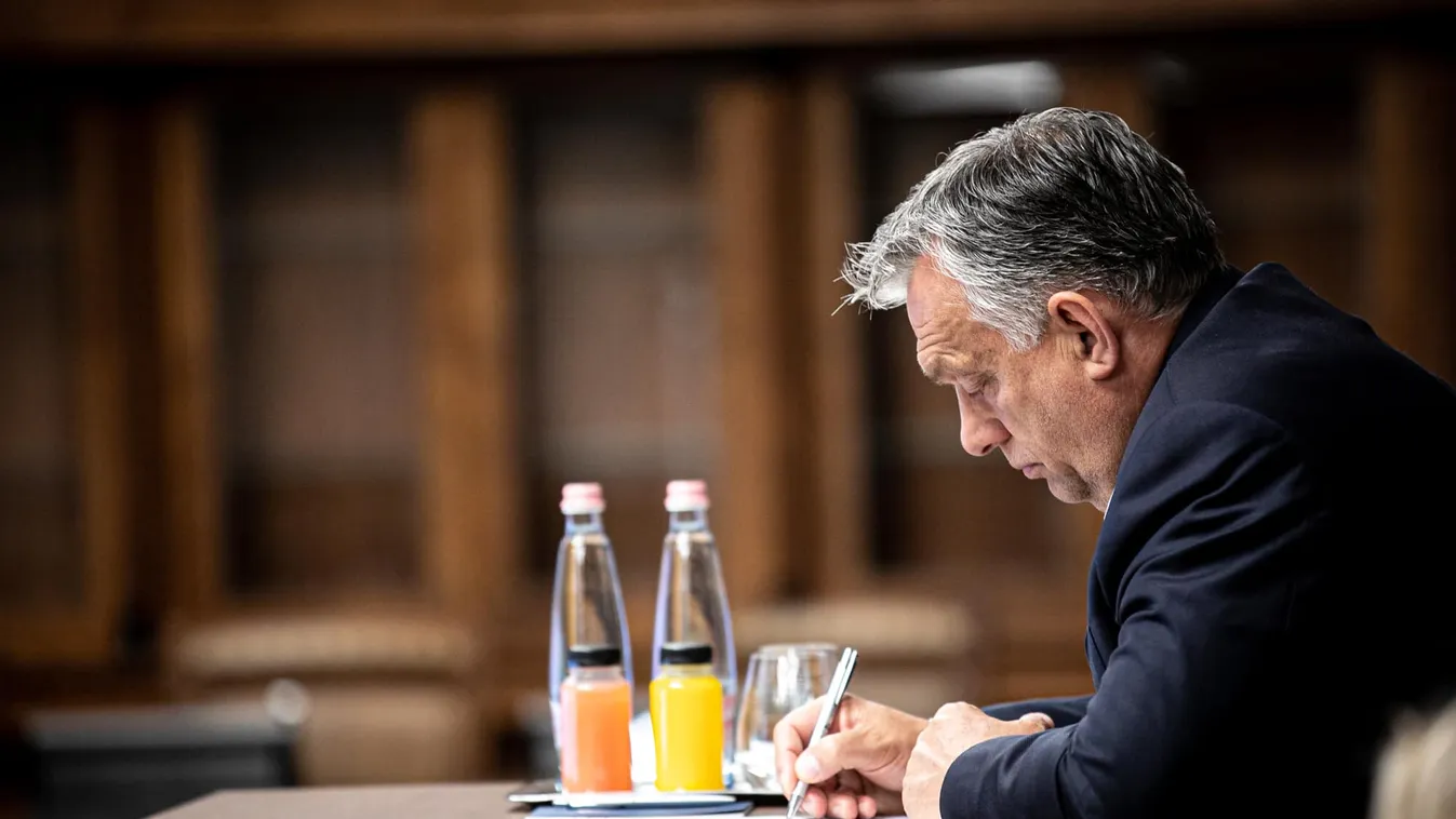 Orbán Viktor büszkén jelentette be, elkészült a nagy mű