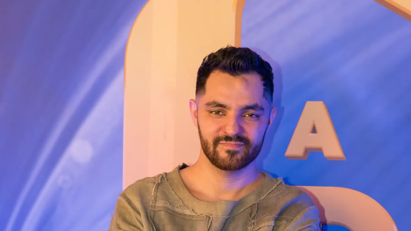 Megható gesztust tett a magyar énekes: nem felejtette el, honnan jött