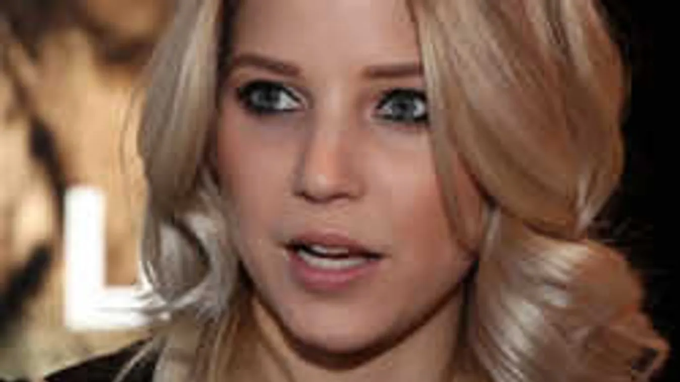 Egyre rosszabb a várandós Szabó Zsófi állapota