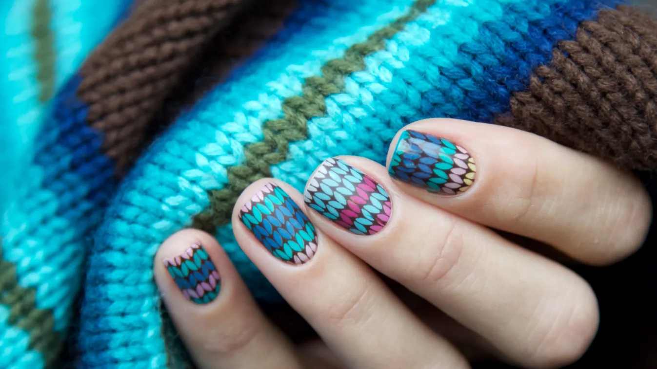 Blue,Knitted,Manicure