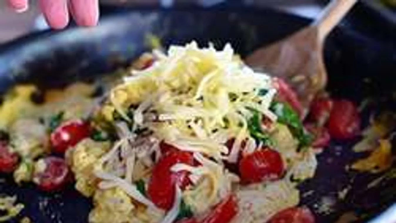 Tarol a neten ez a szuper tojásreggeli: Kilófaló rántotta!