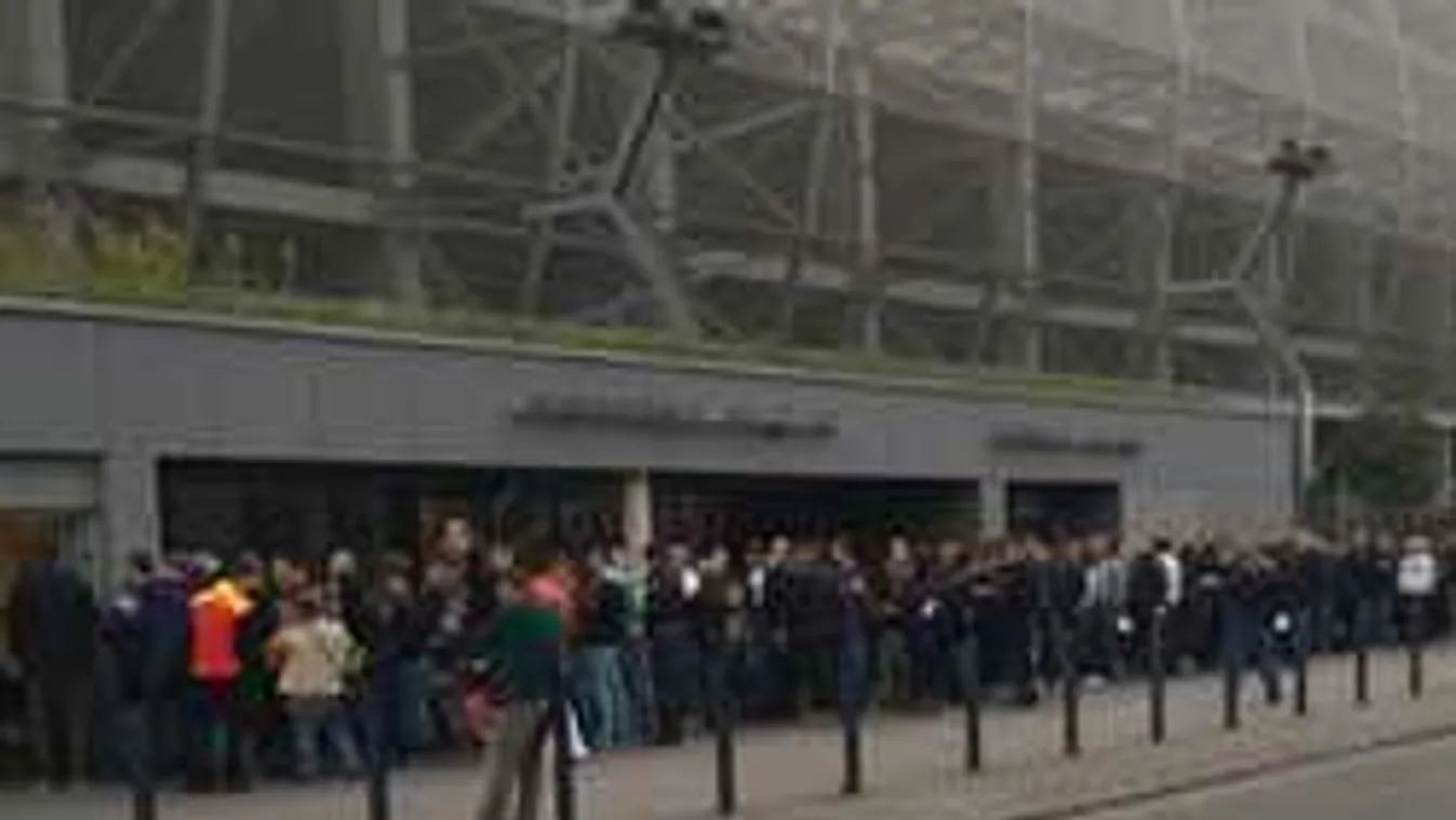 Kígyózó sorok, mi lesz így a Fradi-stadionban?