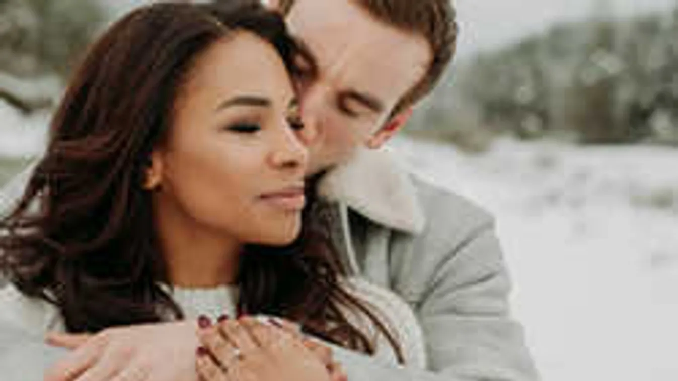 Óriási örömhír: Megszületett Tücsi kislánya, íme az első fotó