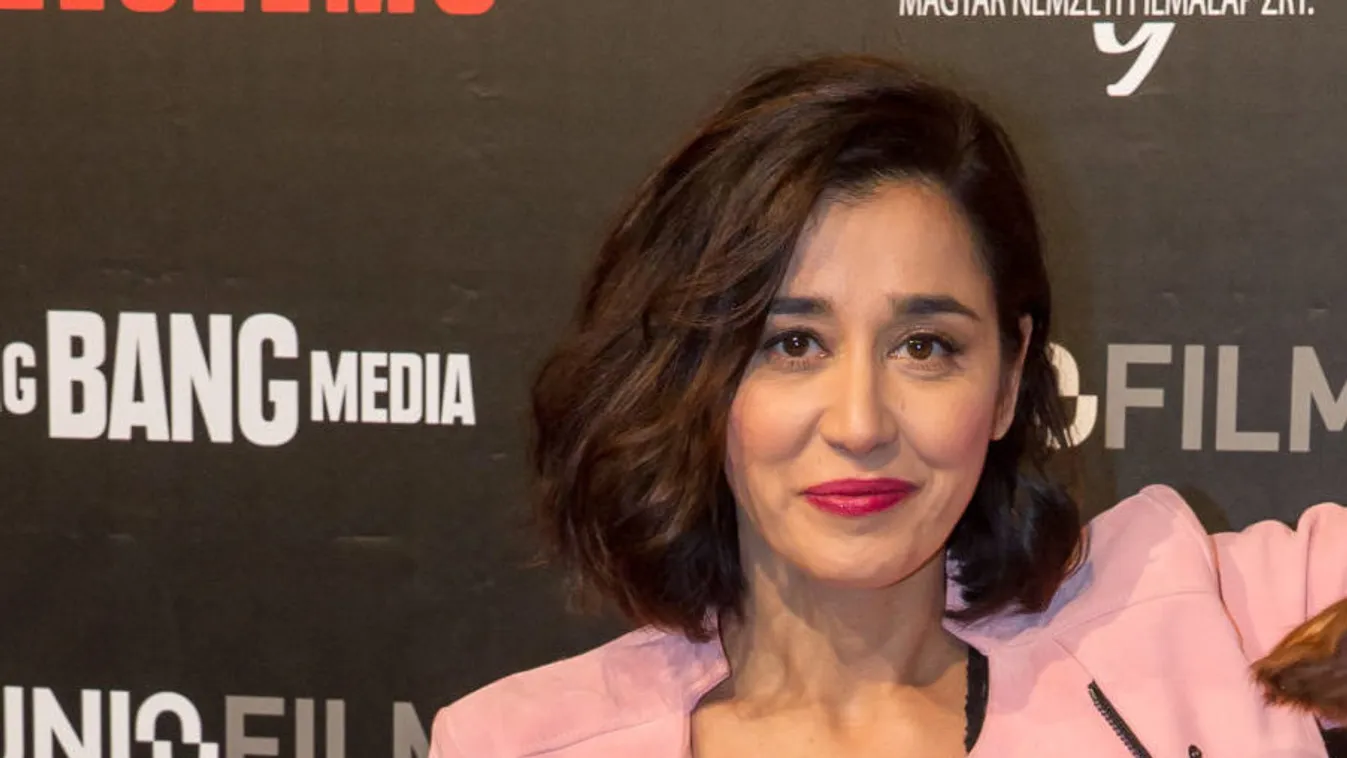 47 évesen vár gyermeket a gyönyörű magyar színésznő