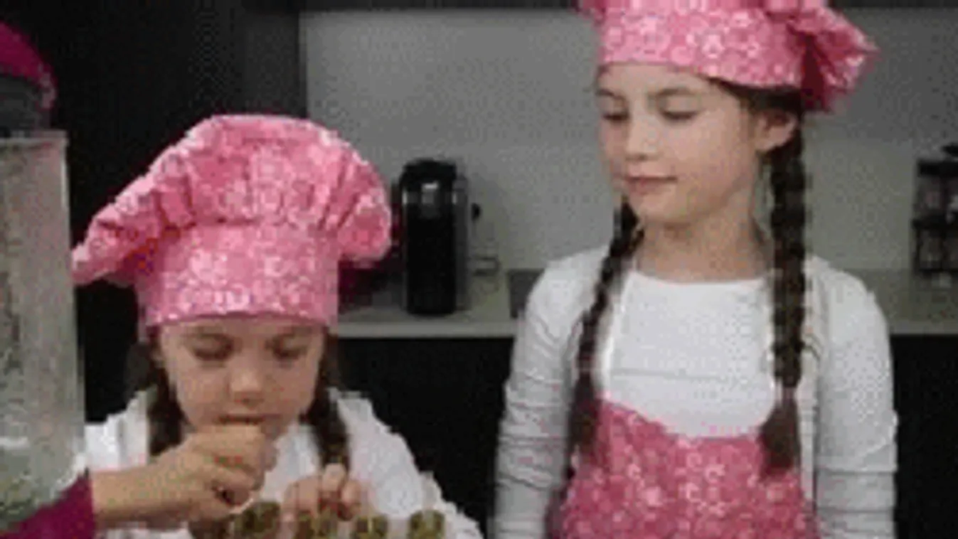 Bolti jégkrém? Ugyan! Itt az egészséges, hűsítő gyümölcsnyalóka!